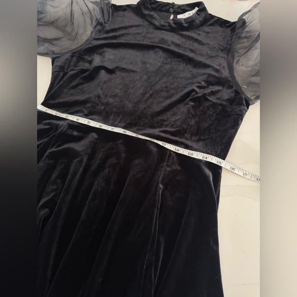 NWT | Astr | Velvet Sheer Puff Sleeve Dress | Sz L - Picture 11 of 12